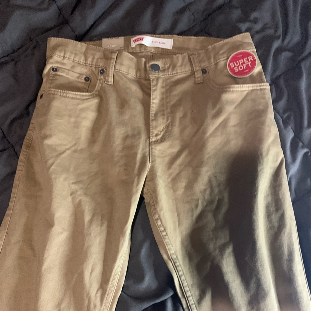 Levi’s pants